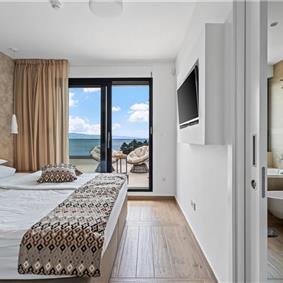 5 bedroom beachfront villa with heated pool near Omis, sleeps 9